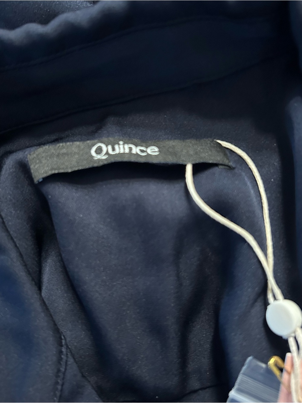 NWT Quince washable stretch silk notch collar blouse Navy Blue Size Small - Picture 5 of 7